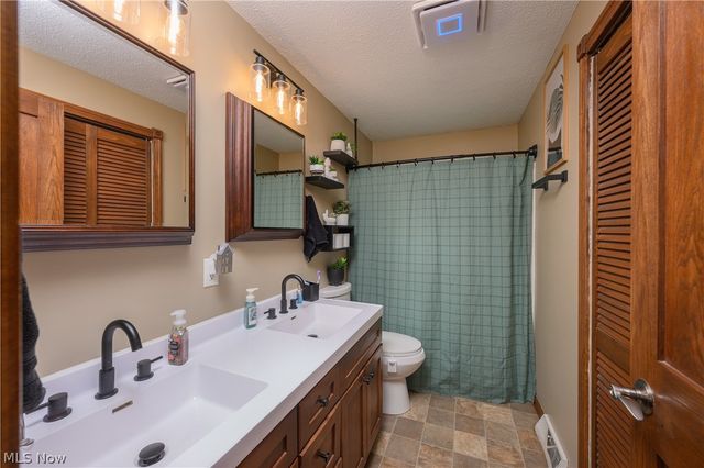 10770 Dot Avenue NE, Alliance, OH 44601