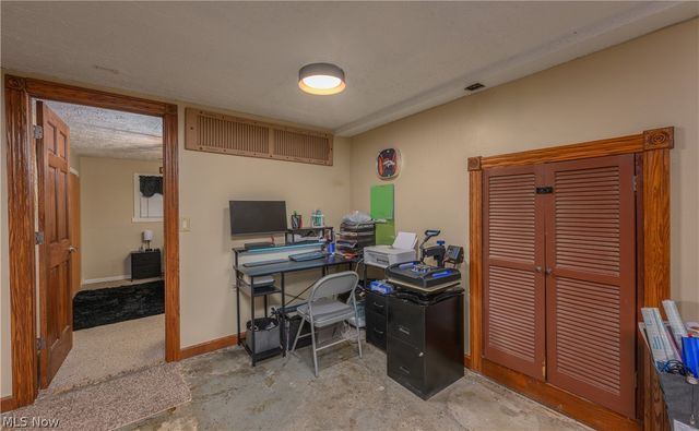 10770 Dot Avenue NE, Alliance, OH 44601