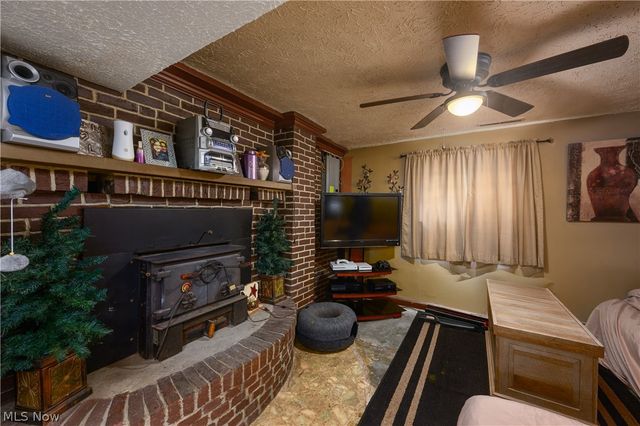 10770 Dot Avenue NE, Alliance, OH 44601