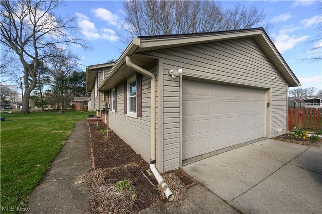 10770 Dot Avenue NE, Alliance, OH 44601