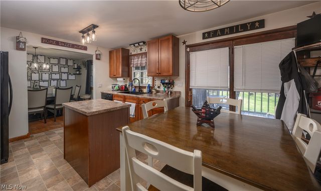 10770 Dot Avenue NE, Alliance, OH 44601