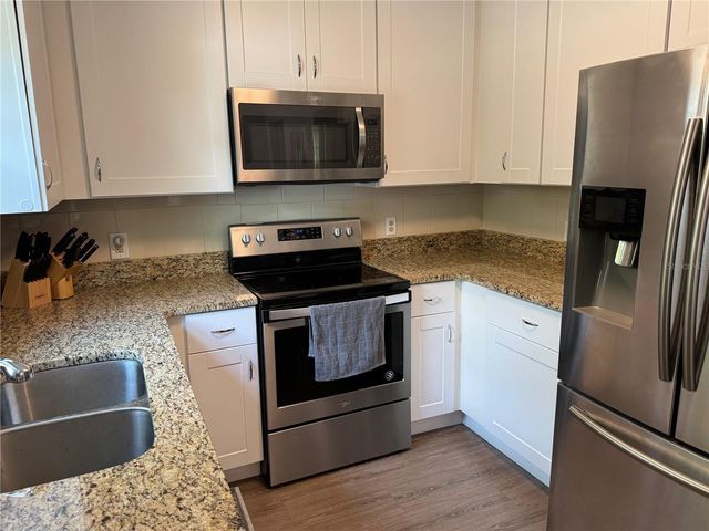323 SAVAGE WAY, Groveland, FL 34736