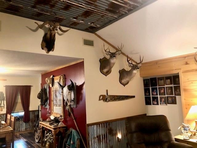 36 Kalyn Road, Huntsville, TX 77340