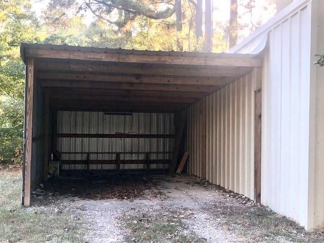 36 Kalyn Road, Huntsville, TX 77340