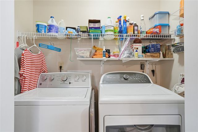 140 35th Street Dr SE 4, Cedar Rapids, IA 52403