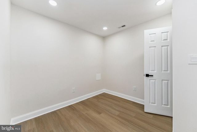 2425 LAURETTA AVE, Baltimore, MD 21223