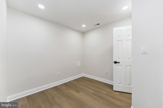 2425 LAURETTA AVE, Baltimore, MD 21223