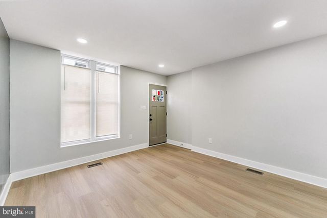 2425 LAURETTA AVE, Baltimore, MD 21223