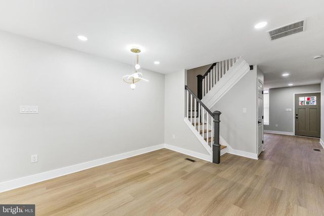 2425 LAURETTA AVE, Baltimore, MD 21223