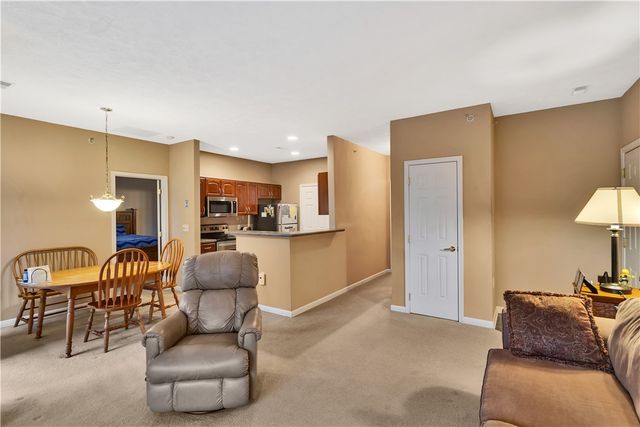 1003 Stockton Rdg, Cranberry Twp, PA 16066