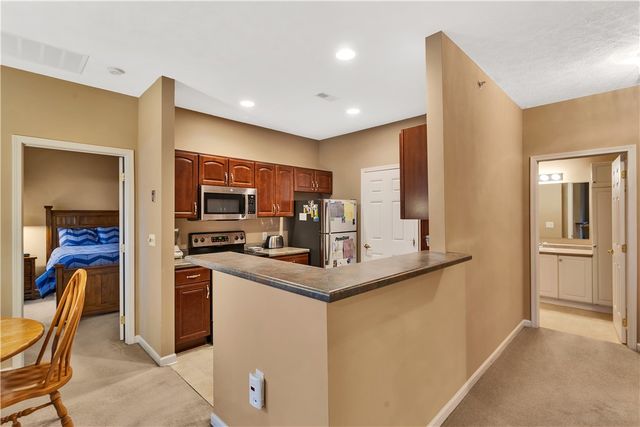 1003 Stockton Rdg, Cranberry Twp, PA 16066