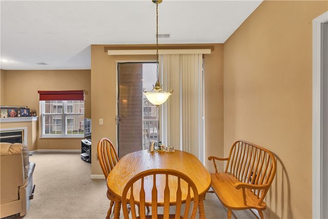 1003 Stockton Rdg, Cranberry Twp, PA 16066