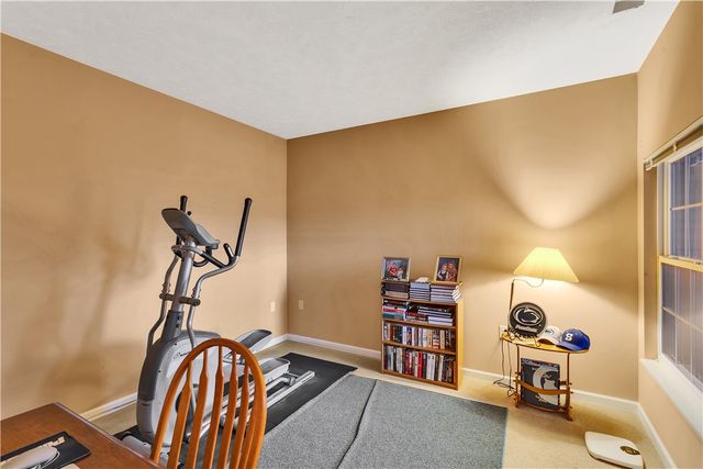 1003 Stockton Rdg, Cranberry Twp, PA 16066