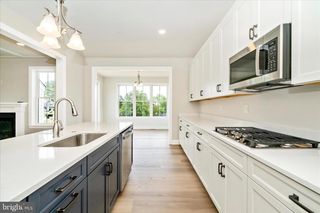 7349 2ND AVE, Sykesville, MD 21784