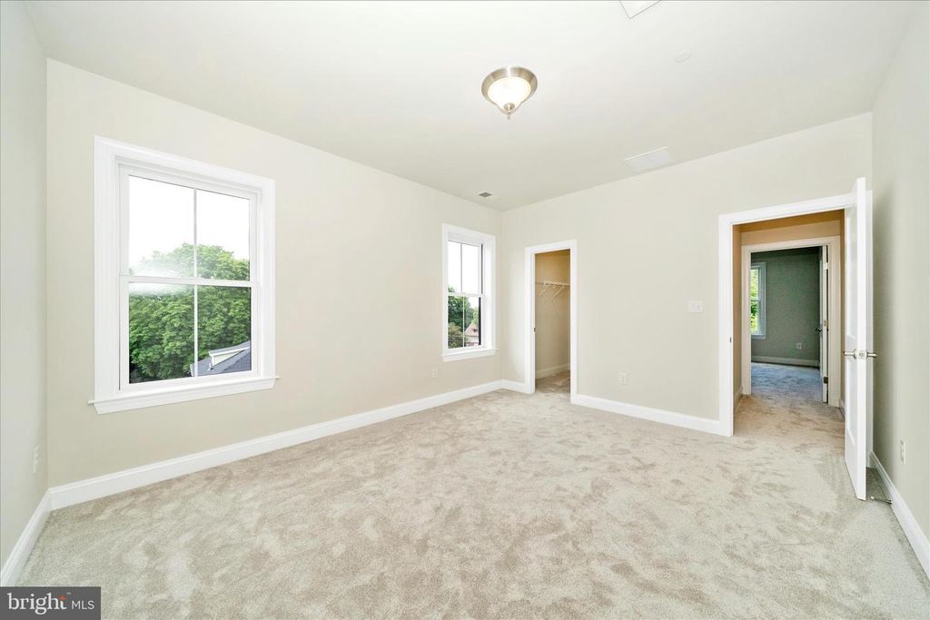 Image 30 of property listing at 7349 2ND AVE, Sykesville, MD 21784