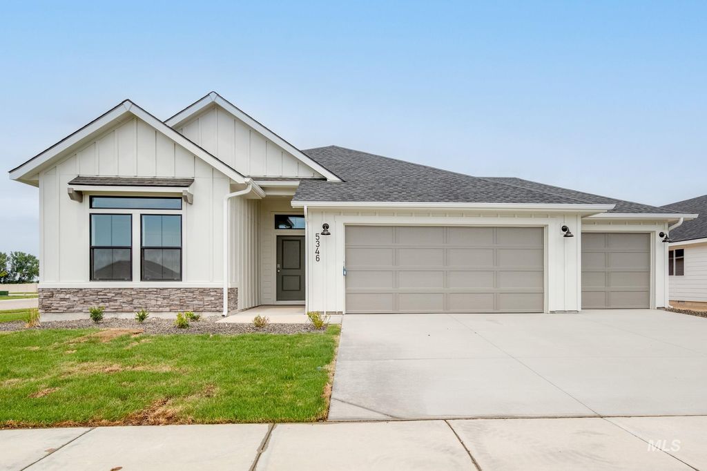 5346 E Grizzly St, Nampa, ID 83687