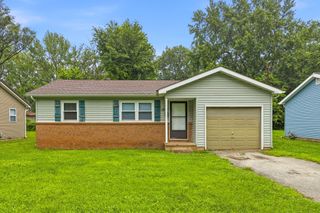 1302 S Estate Avenue, Springfield, MO 65804
