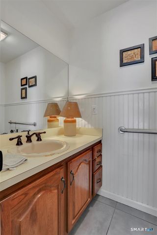 1 East Gate Road, Danbury, CT 06811