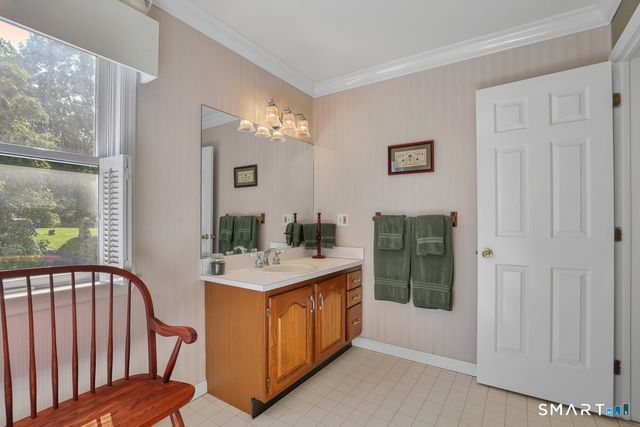 1 East Gate Road, Danbury, CT 06811