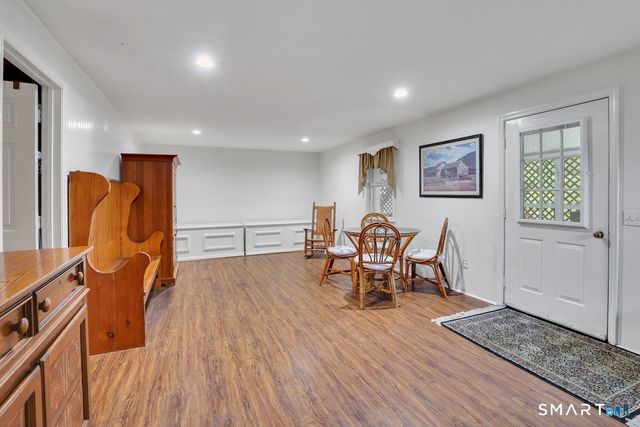 1 East Gate Road, Danbury, CT 06811
