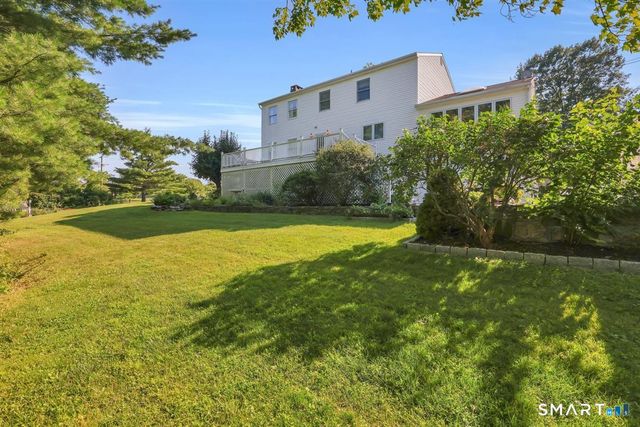 1 East Gate Road, Danbury, CT 06811
