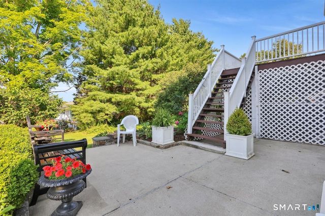 1 East Gate Road, Danbury, CT 06811