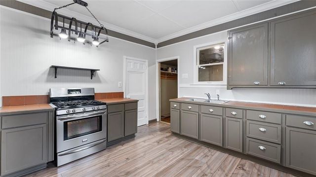 309 N 3rd Street, Rogers, AR 72756