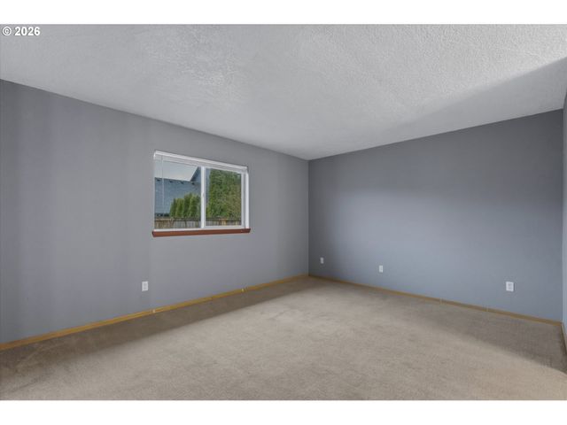 118 BALBOA Loop, Kelso, WA 98626