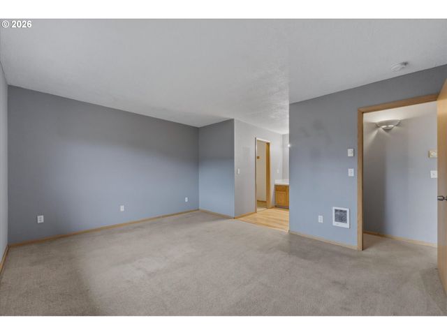 118 BALBOA Loop, Kelso, WA 98626