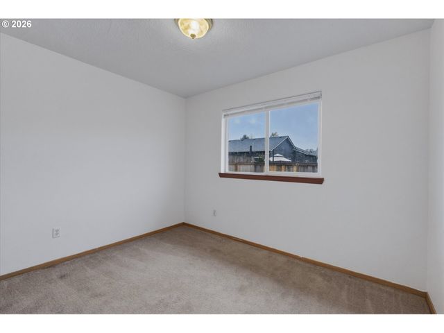 118 BALBOA Loop, Kelso, WA 98626