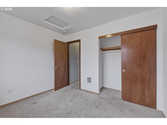 118 BALBOA Loop, Kelso, WA 98626