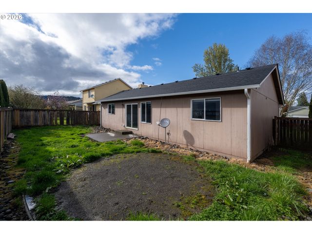 118 BALBOA Loop, Kelso, WA 98626