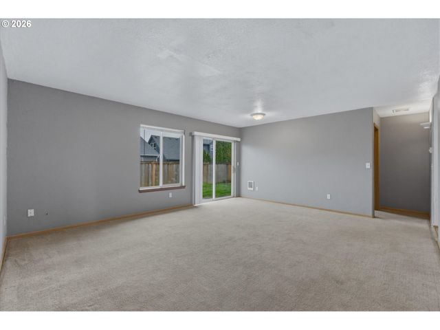 118 BALBOA Loop, Kelso, WA 98626