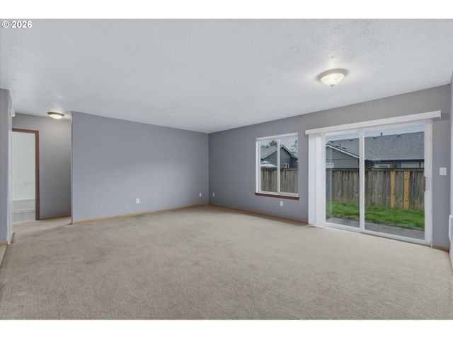 118 BALBOA Loop, Kelso, WA 98626