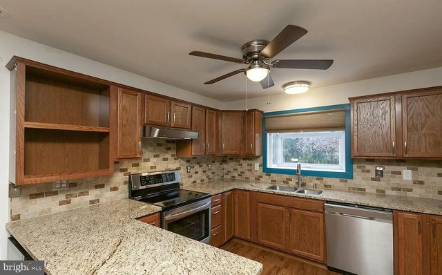 61 WREN ST, Martinsburg, WV 25405