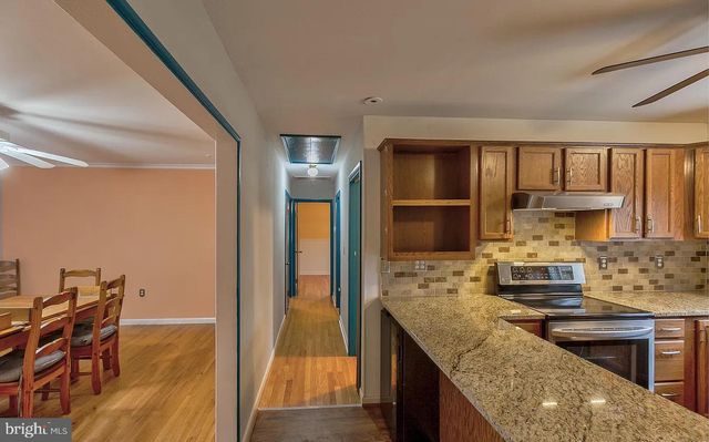 61 WREN ST, Martinsburg, WV 25405