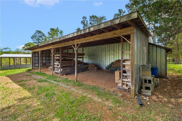 6741 Layton Road, Liberty, NC 27298