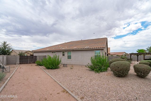 40570 W HOPPER Drive, Maricopa, AZ 85138
