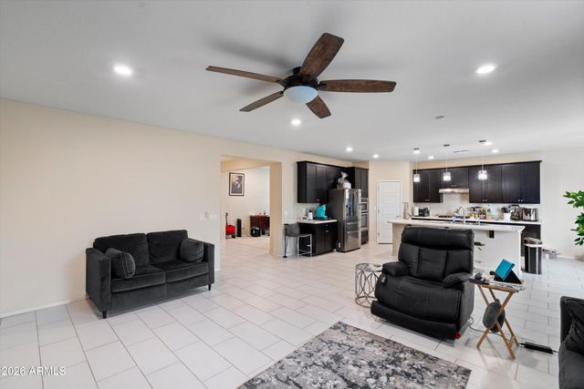 40570 W HOPPER Drive, Maricopa, AZ 85138