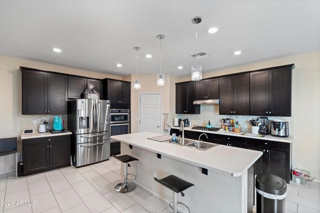 40570 W HOPPER Drive, Maricopa, AZ 85138
