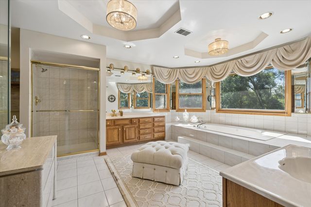 409 Claire Lane, Prospect Heights, IL 60070