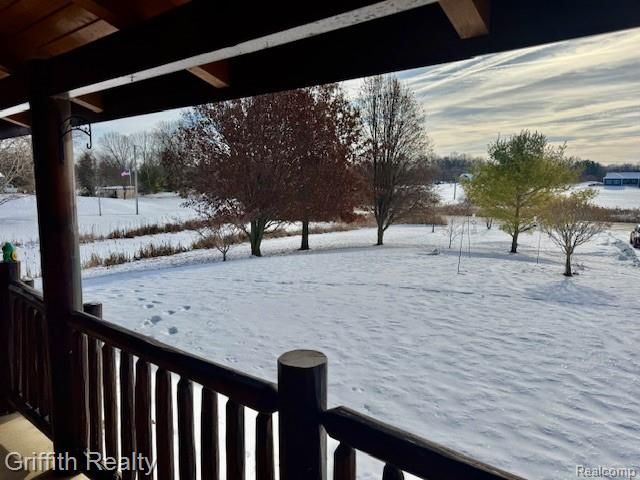 5748 W Coon Lake Road, Howell, MI 48843