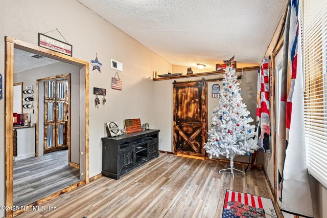 246 SIX POND Trail, Green Cove Springs, FL 32043