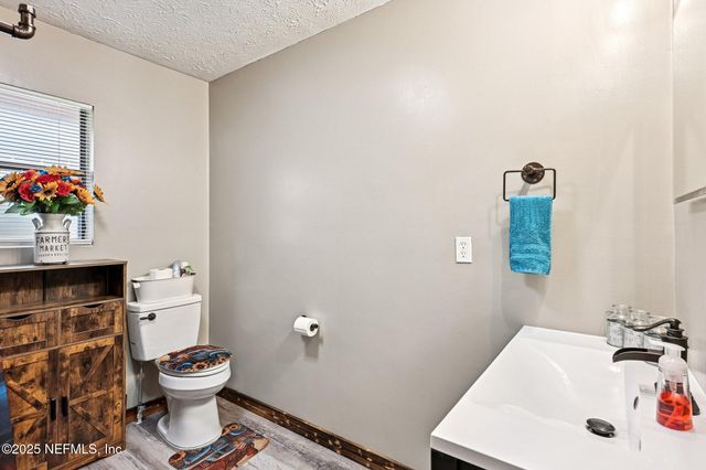 246 SIX POND Trail, Green Cove Springs, FL 32043