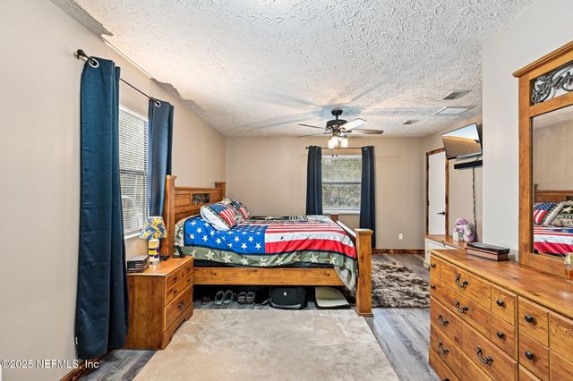 246 SIX POND Trail, Green Cove Springs, FL 32043