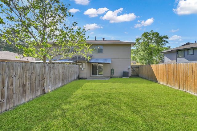 1603 Hazelwood Street Street B, Conroe, TX 77301