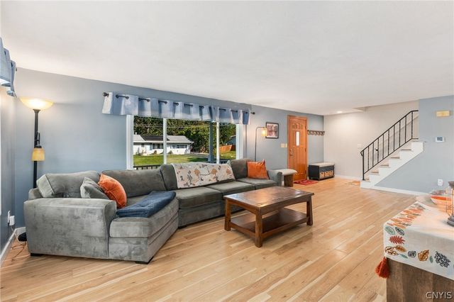 4816 Limestone Drive, Salina, NY 13088