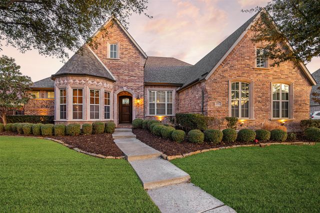 905 Cipriani Drive, Frisco, TX 75036