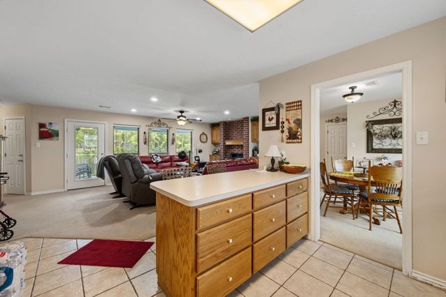 98 Heather Lane, Trinity, TX 75862
