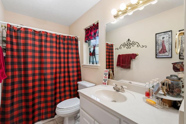 98 Heather Lane, Trinity, TX 75862